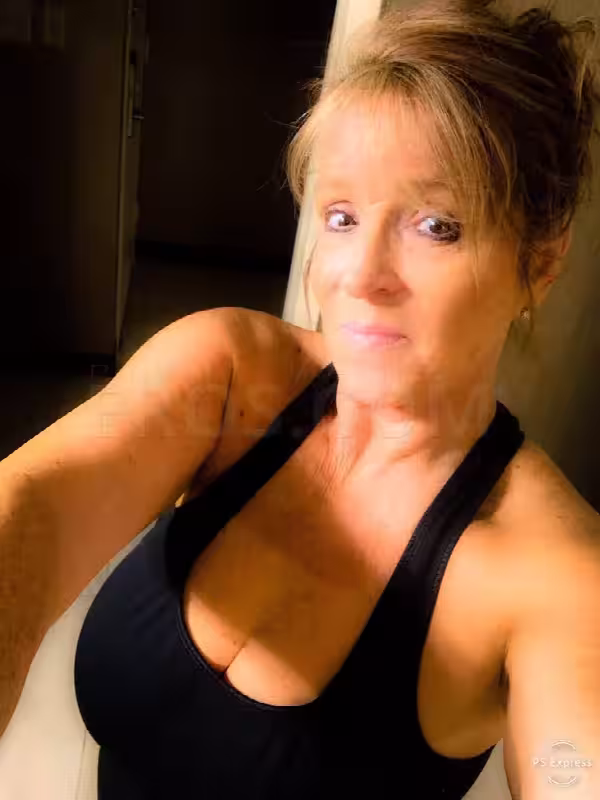 Terri - Escort in Atlanta, GA