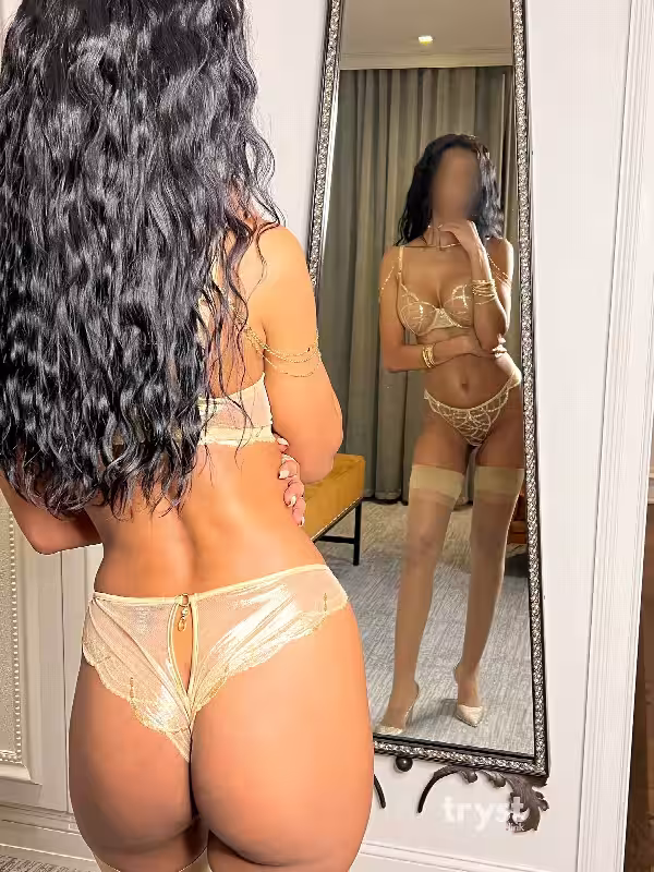Leona Lisbon - Escort in Charlotte, NC