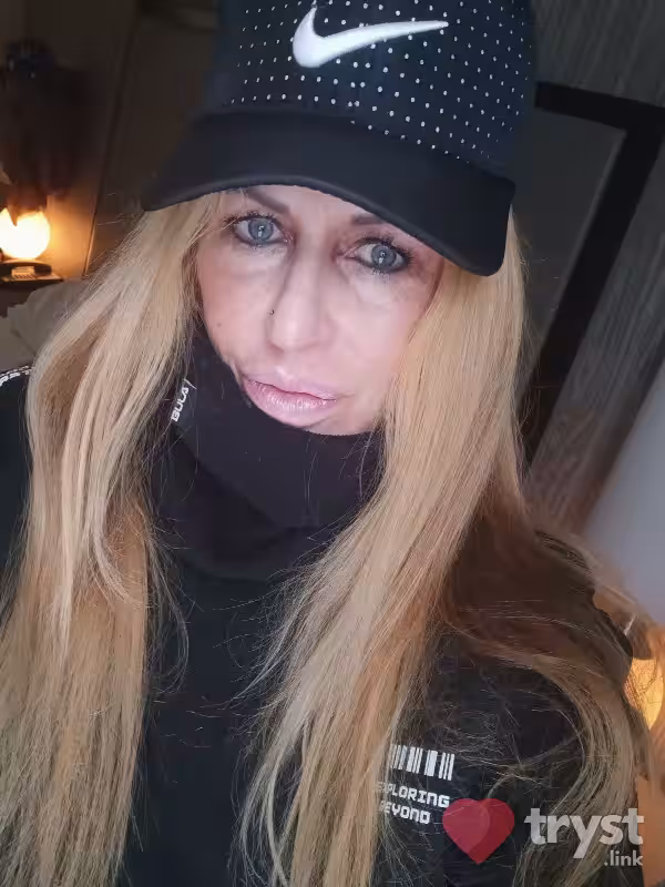 Escort/Massage Georgina / Victoria Swallows in Chicago, IL