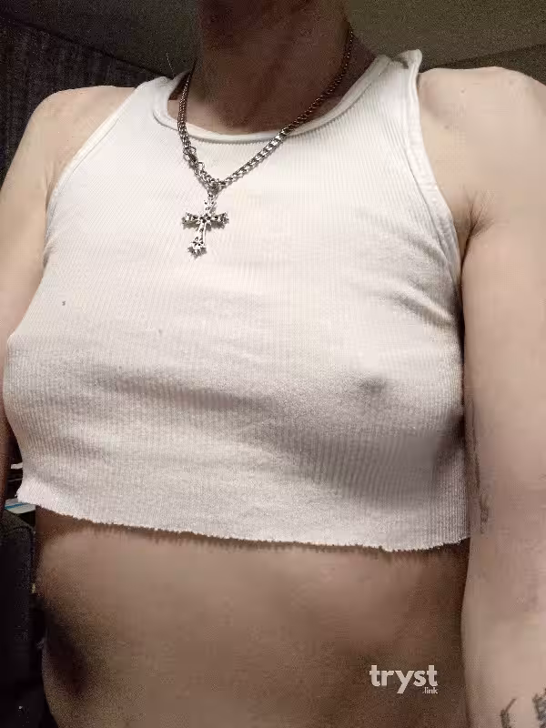 Escort Crystal / Ceecee in Greensboro, NC