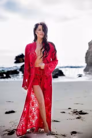 Maria - Escort/Massage in Los Angeles, CA