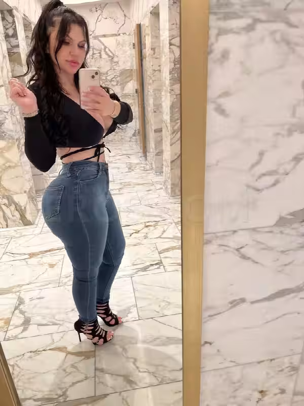 Amber - Escort/Massage/S&M in New York City - Manhattan, NY