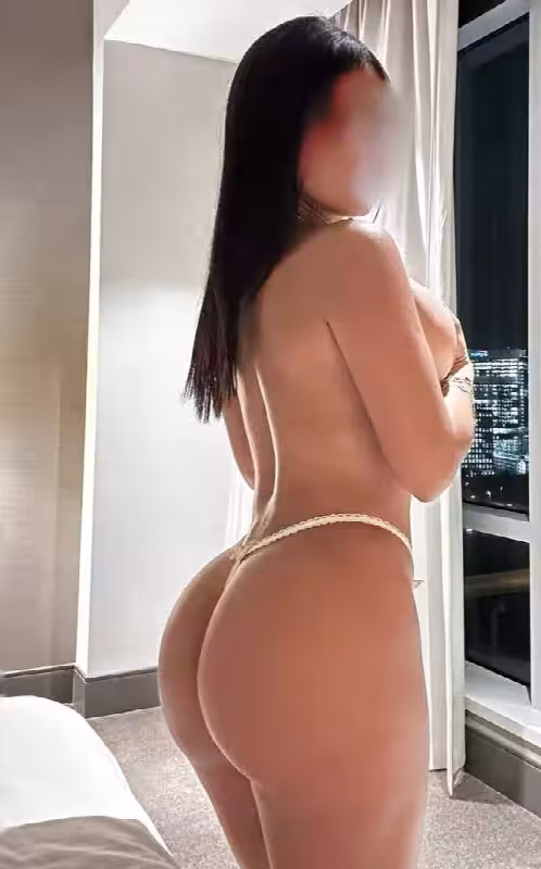 Sara Sinn - Escort in New York City - Manhattan, NY