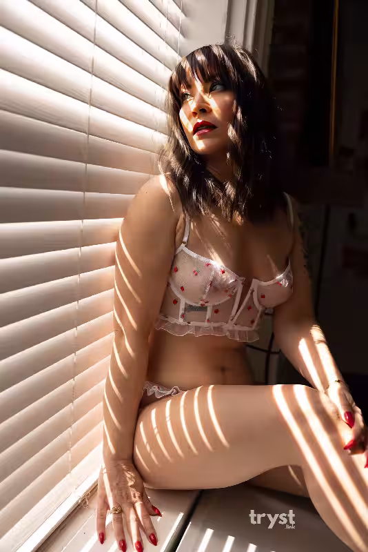 Escort Dreamgirl / Angela Fox in Pittsburgh, PA