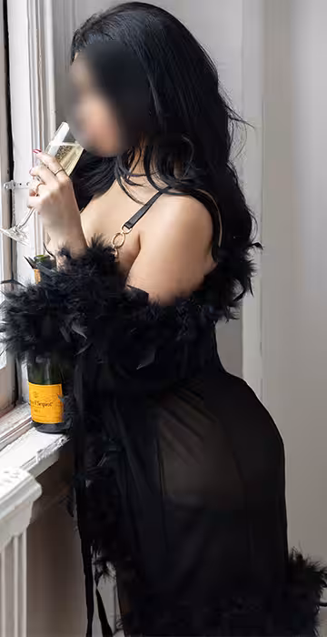 Yasmin Canaria - Escort/Massage in Tysons Corner, VA